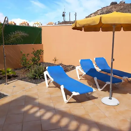 Villa Palmera - 3 Bedroom *